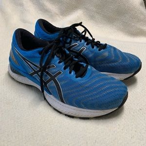 ASICS Gel Nimbus 22